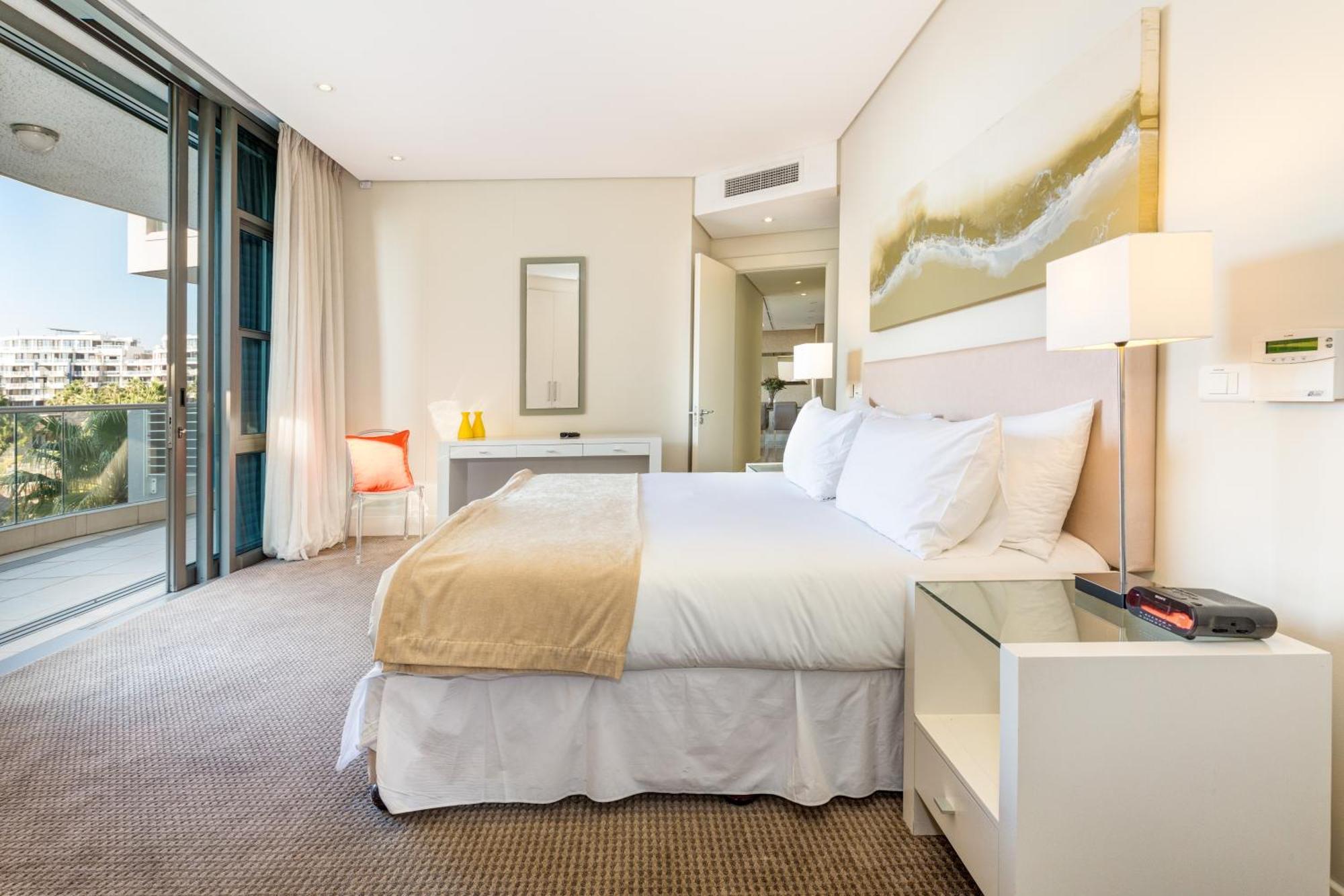 Lawhill Luxury Apartments - V & A Waterfront Cape Town Room photo