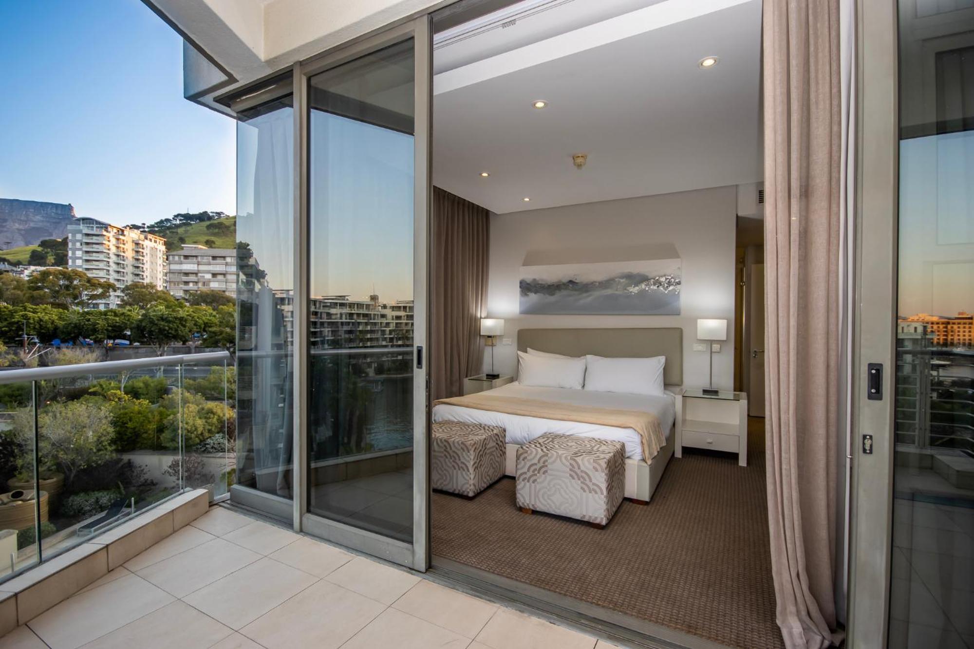 Lawhill Luxury Apartments - V & A Waterfront Cape Town Room photo